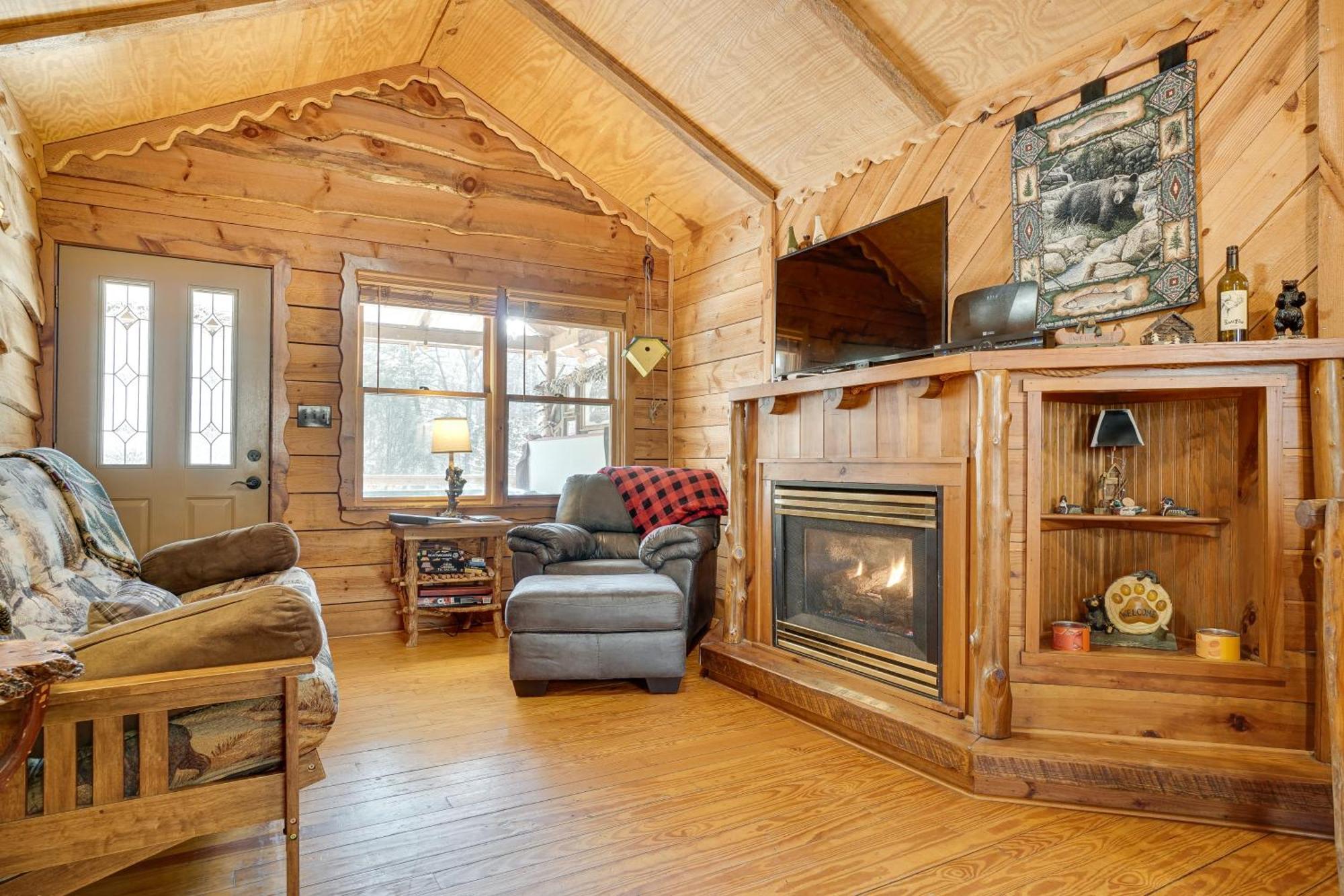 Secluded Family Retreat In Dahlonega With Hot Tub! Exterior foto