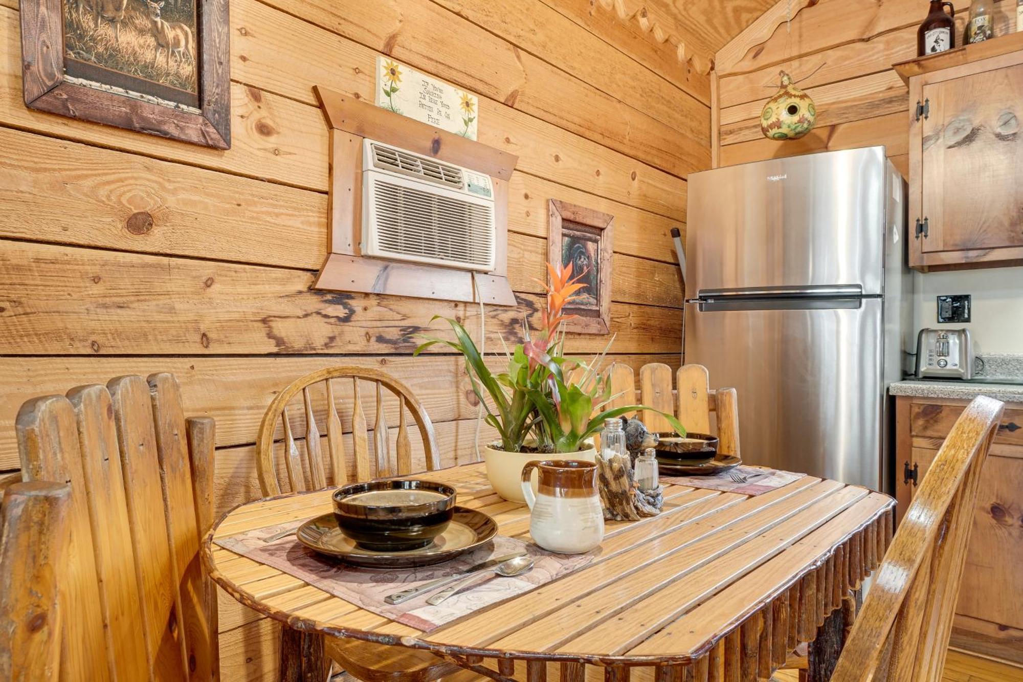 Secluded Family Retreat In Dahlonega With Hot Tub! Exterior foto